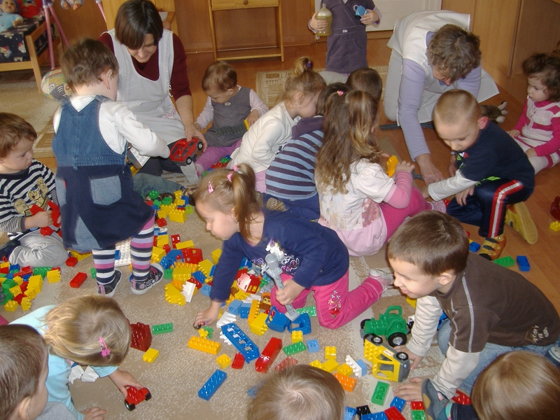 Magyar Református Szeretetszolgálat adventi kampánya Debrecenben