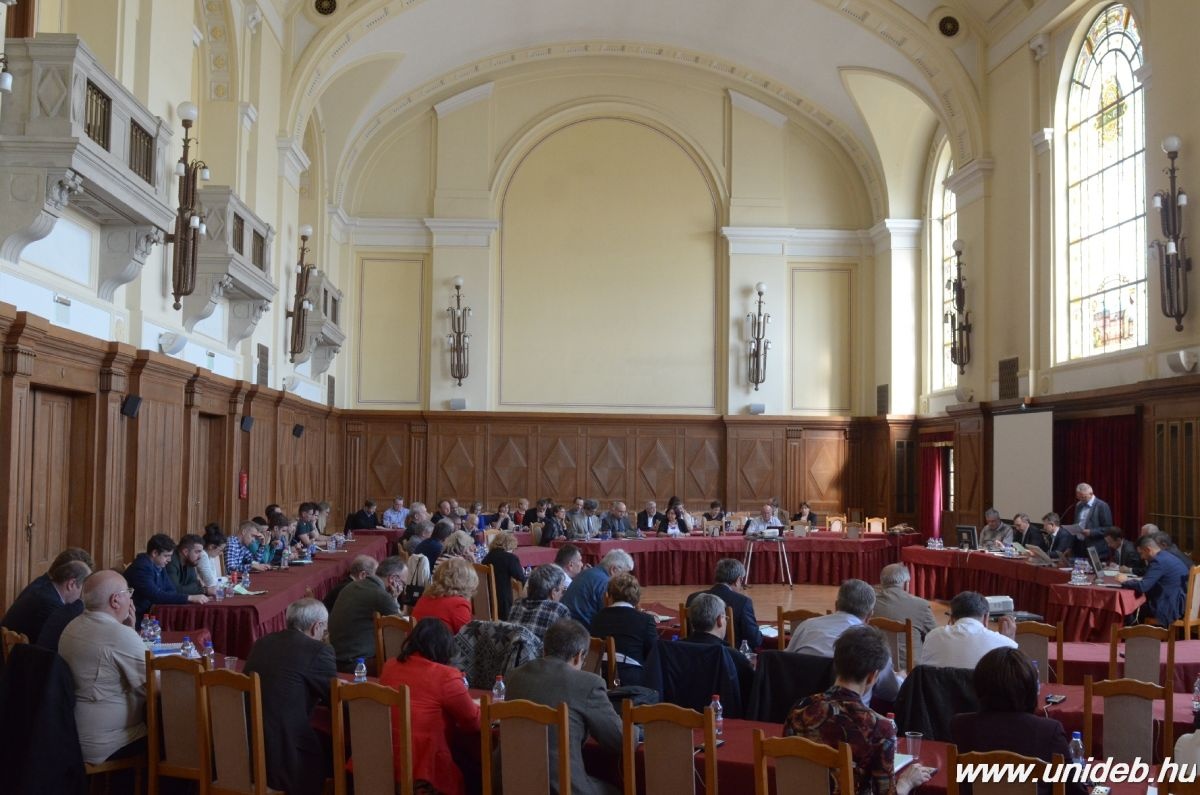 Dolgozói napot jelentettek be a Debreceni Egyetemen