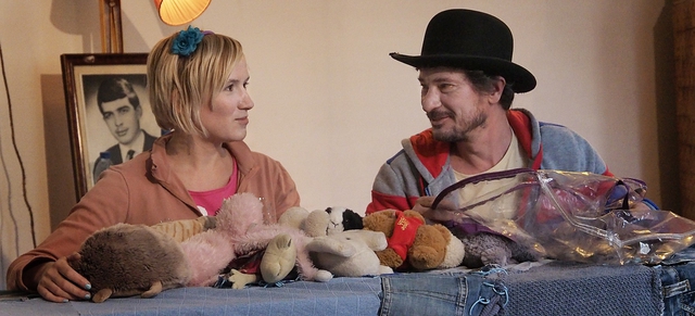 Ernelláék Farkaséknál