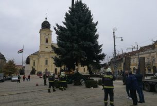 Debrecen karácsonyfája