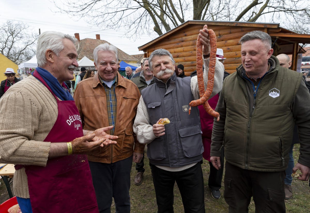 Nemesgörzsönyi Böllérverseny és Fesztivál
