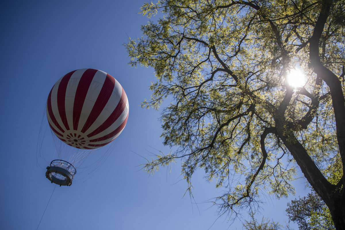 A városligeti Ballon kilátó bemutatója Fotó MTI/Balogh Zoltán