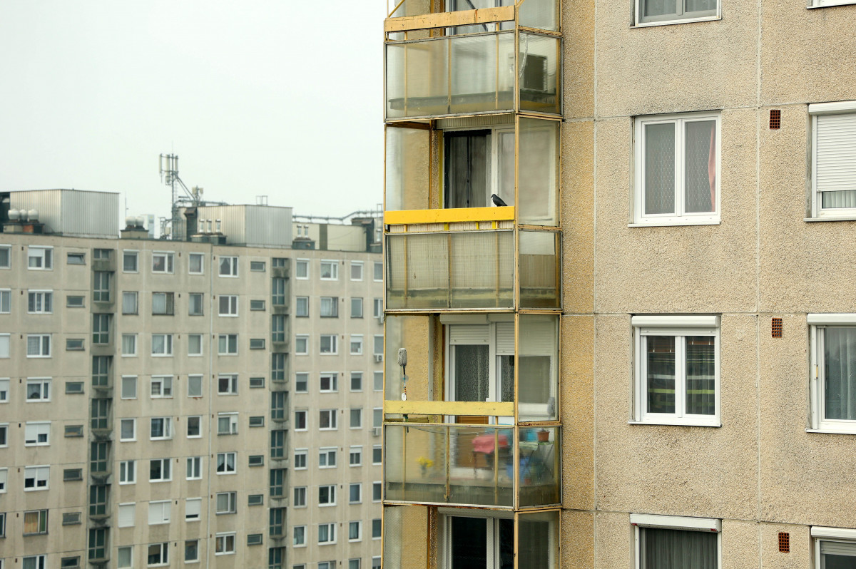 Debrecen, lakótelep, panel házak, lakások
