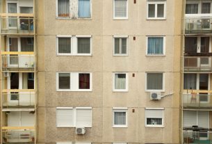 Debrecen, lakótelep, panel házak, lakások