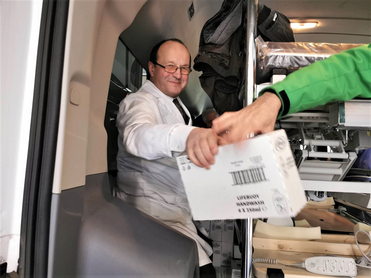 7 millió forint értékű adományt vitt Ukrajnába a Magyar Református Szeretetszolgálat