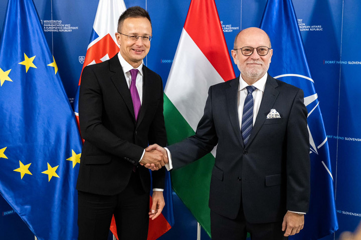 Rastislav Káčer és Szijjártó Péter