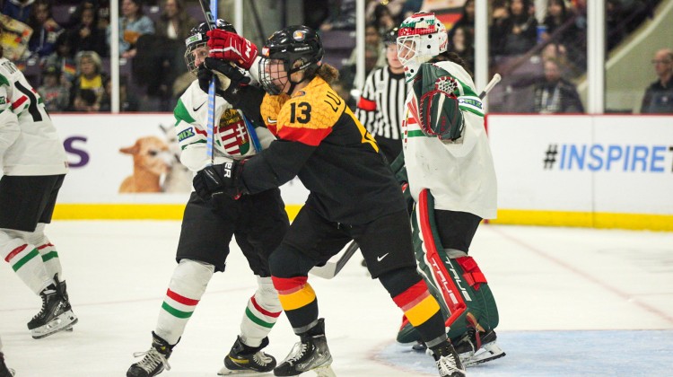 Magyar női jégkorong-válogatott