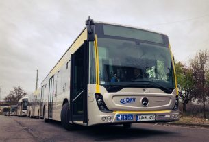 DKV Mercedes busz Debrecen