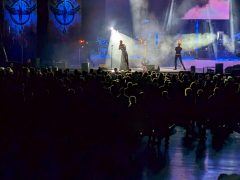 Nagyszabású koncertshowval tért vissza Debrecenbe