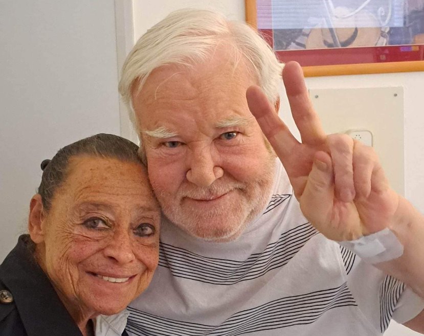 Gálvölgyi János először üzent a kórházból