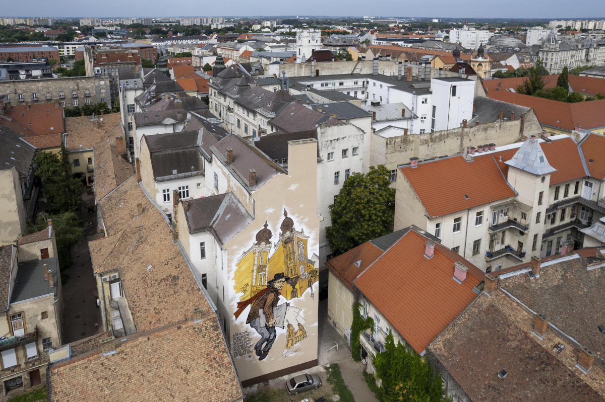 Falfestmény egy debreceni ház falán