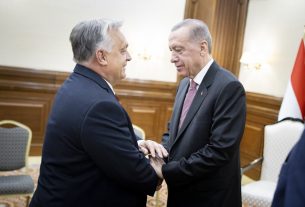 Orbán Viktor Kazahsztánban Erdogannal