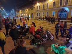 Motoros mikulások debrecenben