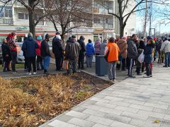 Karácsonyi ételosztás Debrecenben