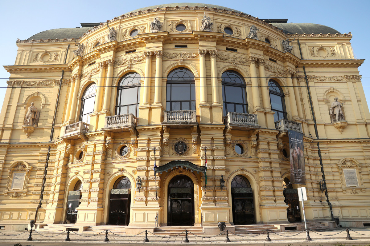 Szeged, Szegedi Nemzeti Színház, kultura, szórakozás