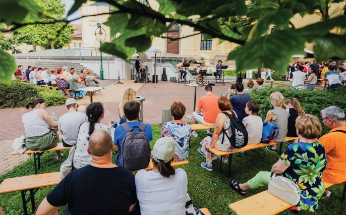 Karakteres keddek Debrecenben