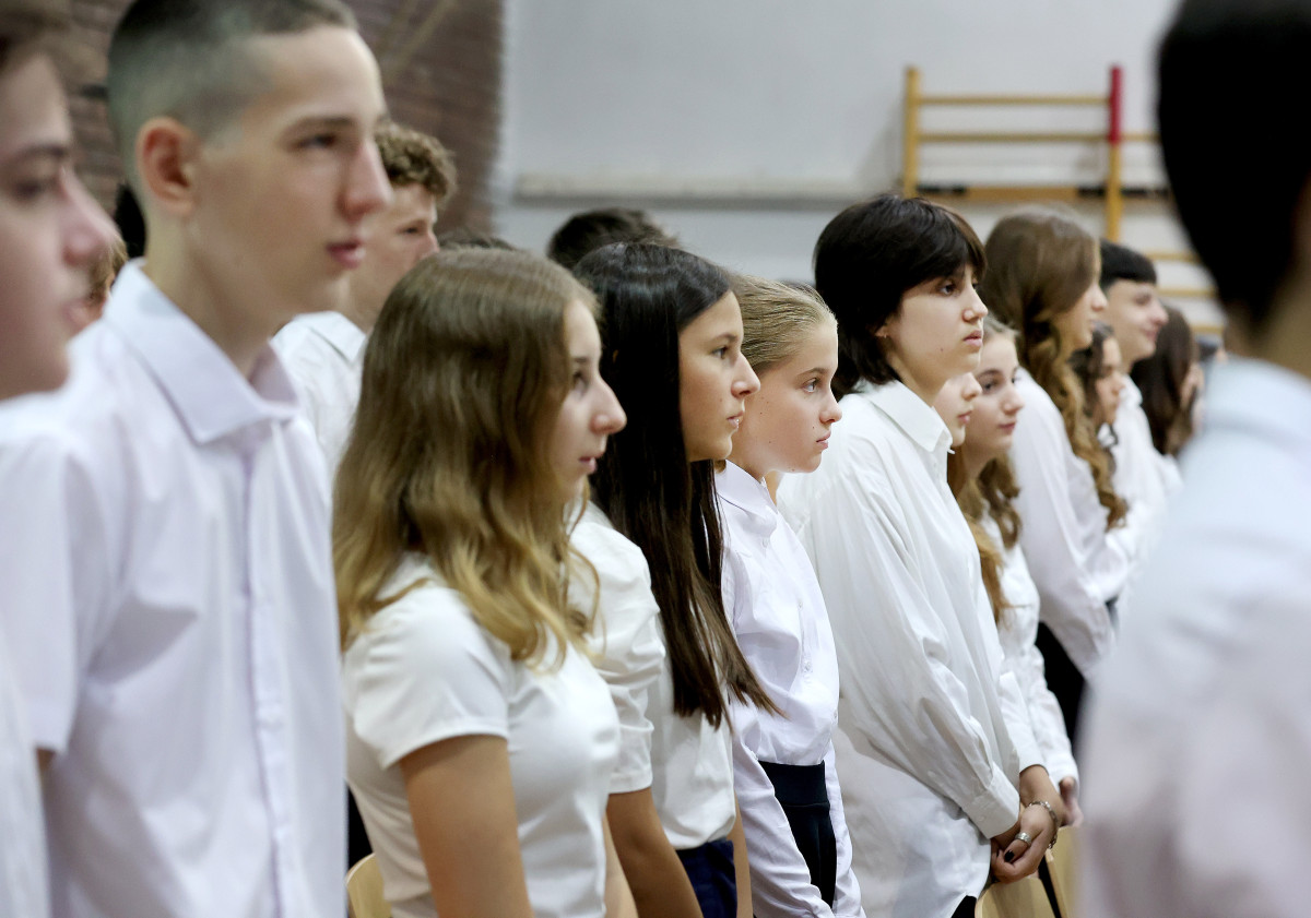Szeged, SZTE Gyakorló Gimnázium és Általános Iskola, iskola, oktatás, tanítás, diákok, tanévnyitó, Báthory István