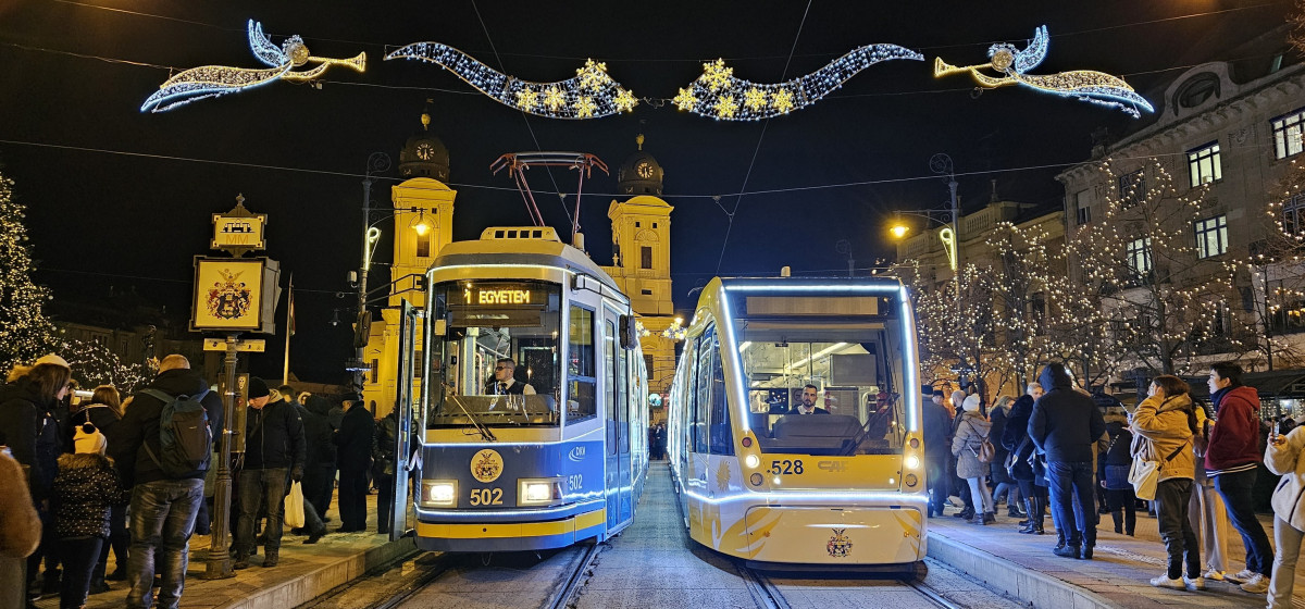 Idén is két adventi fényvillamos járja majd Debrecent