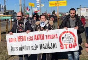 Akkumulátorgyáras tüntetés Debrecenben