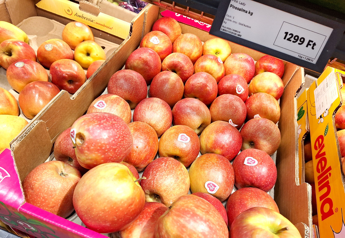 Szeged, drága az alma, alma, drága, infláció, gyümölcs, import, Lidl