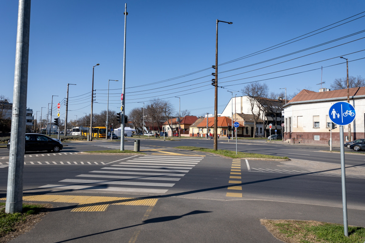 Szoboszlói út – Erzsébet utca – Külsővásártér közlekedési csomópont fejlesztése