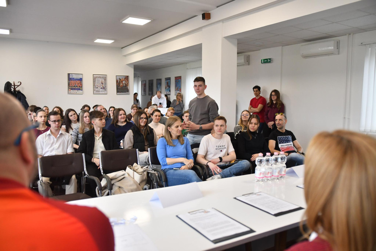 „Aludj máskor!” - 24 órás vetélkedőt rendeznek debreceni középiskolásoknak