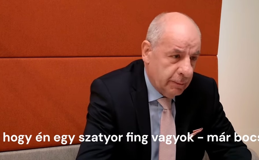 Sulyok Tamás szatyor fing