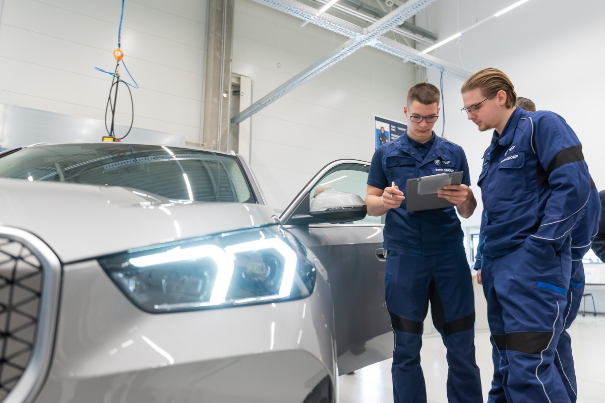 BMW tehetséggyár Debrrecen