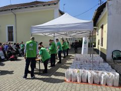A Magyar Református Szeretetszolgálat adományosztása Debrecenben