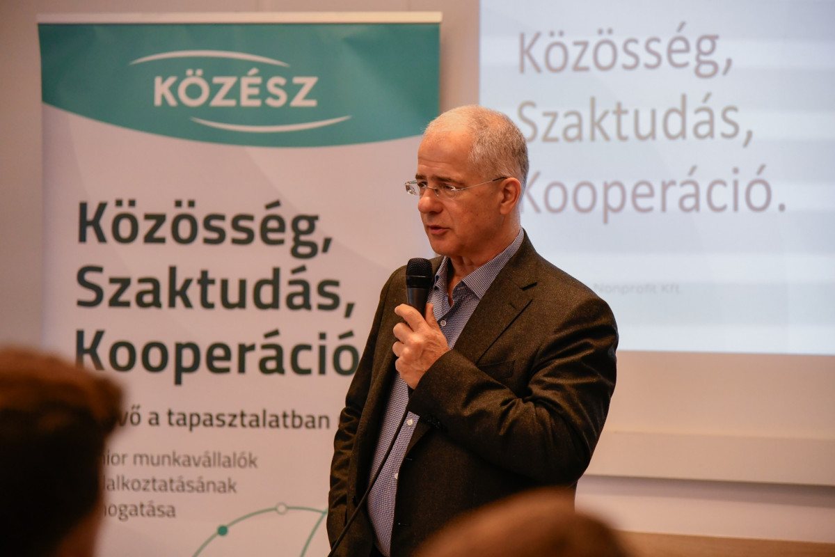 Kósa Lajos nyugdíjas szövetkezetei