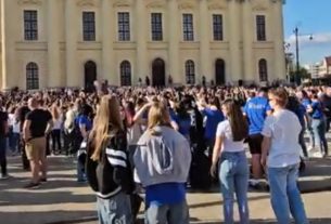 Táncos flashmob Debrecenben