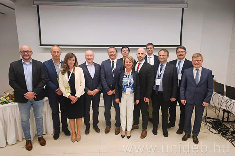 Szakmai elismerést kaptak a Debreceni Egyetem kardiológusai
