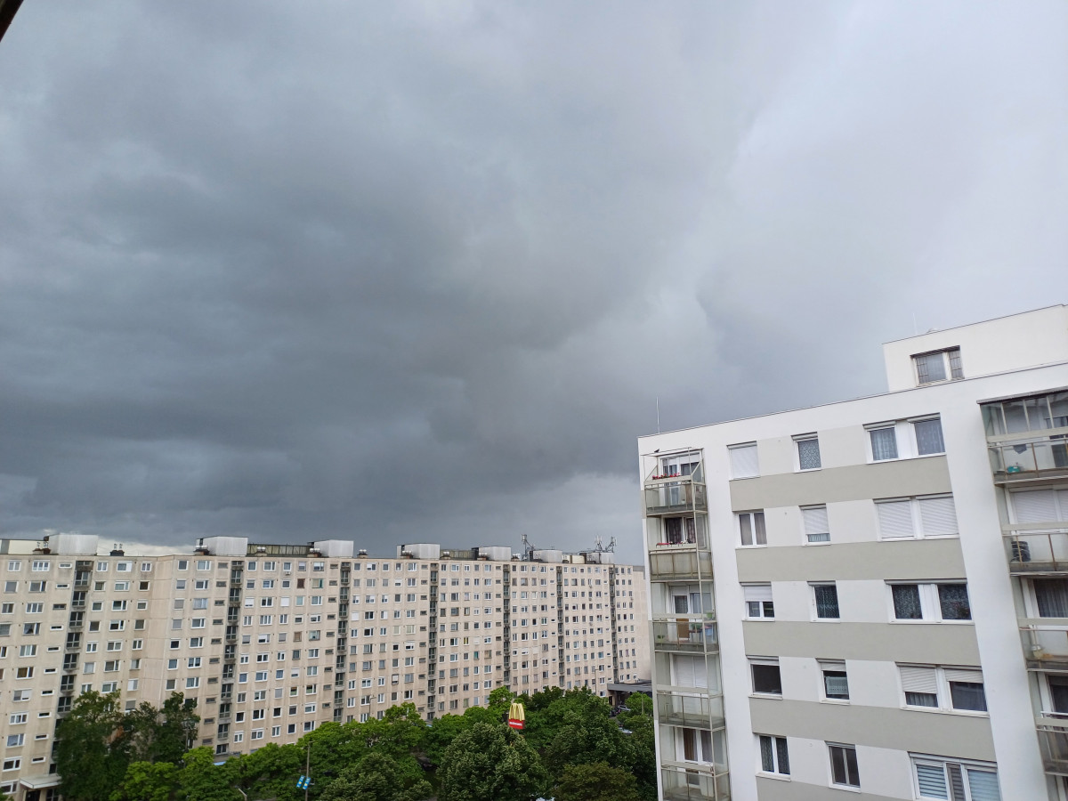 Esőfelhpő, zivatar, Debrecen