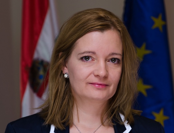 Surján Orsolya az új országos tisztifőorvos