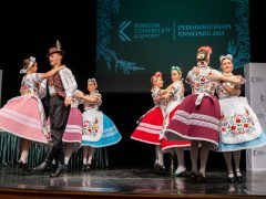 Díjazták Debrecen legkiválóbb pedagógusait