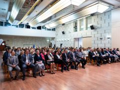 Díjazták Debrecen legkiválóbb pedagógusait