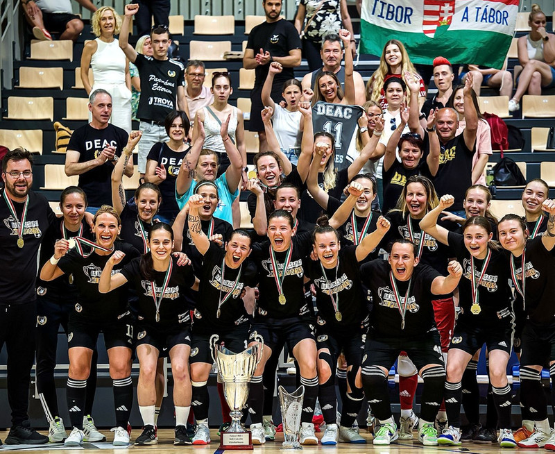 Bajnok a DEAC női futsalcsapata