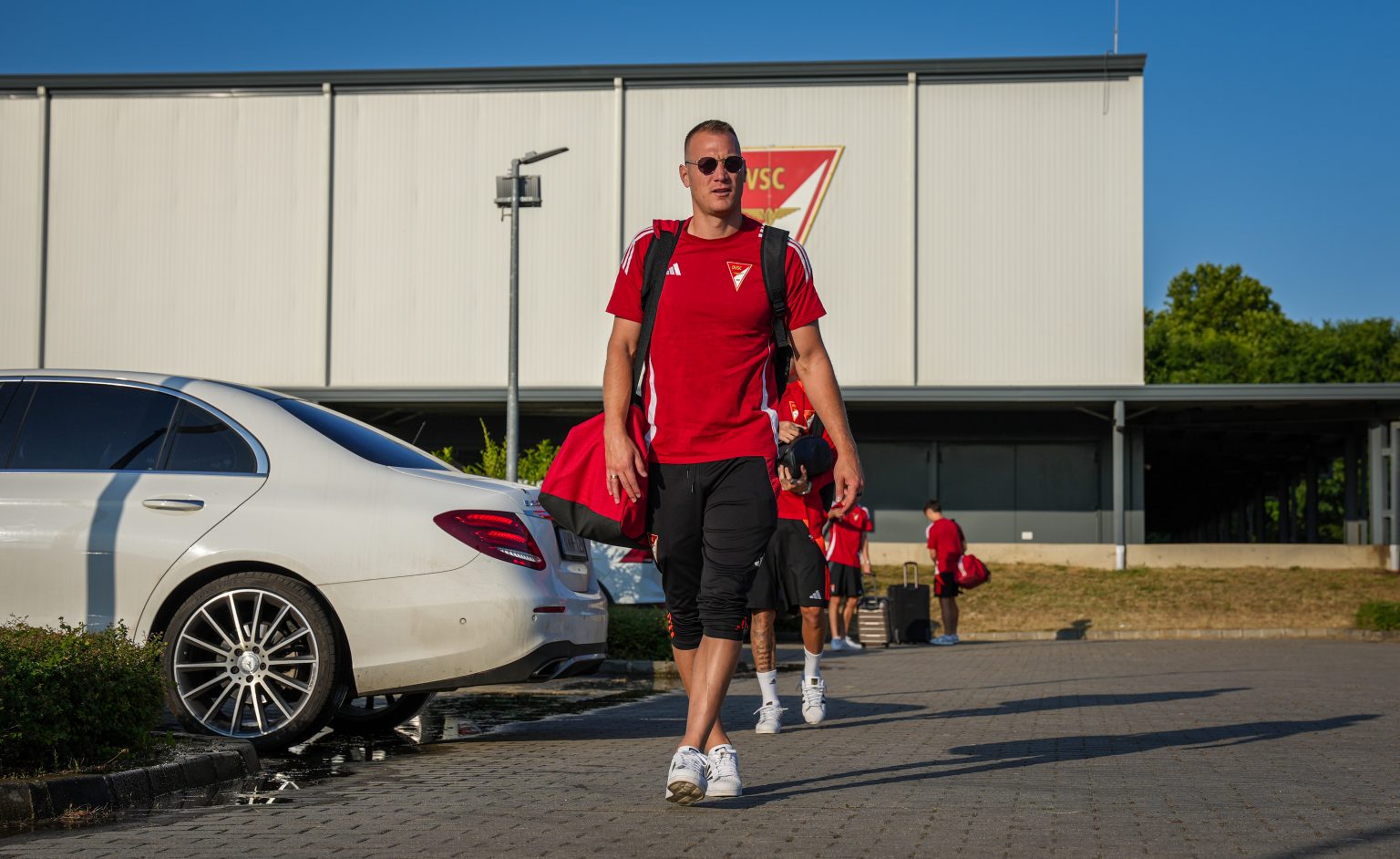 Elindultak Ausztriába a DVSC játékosai