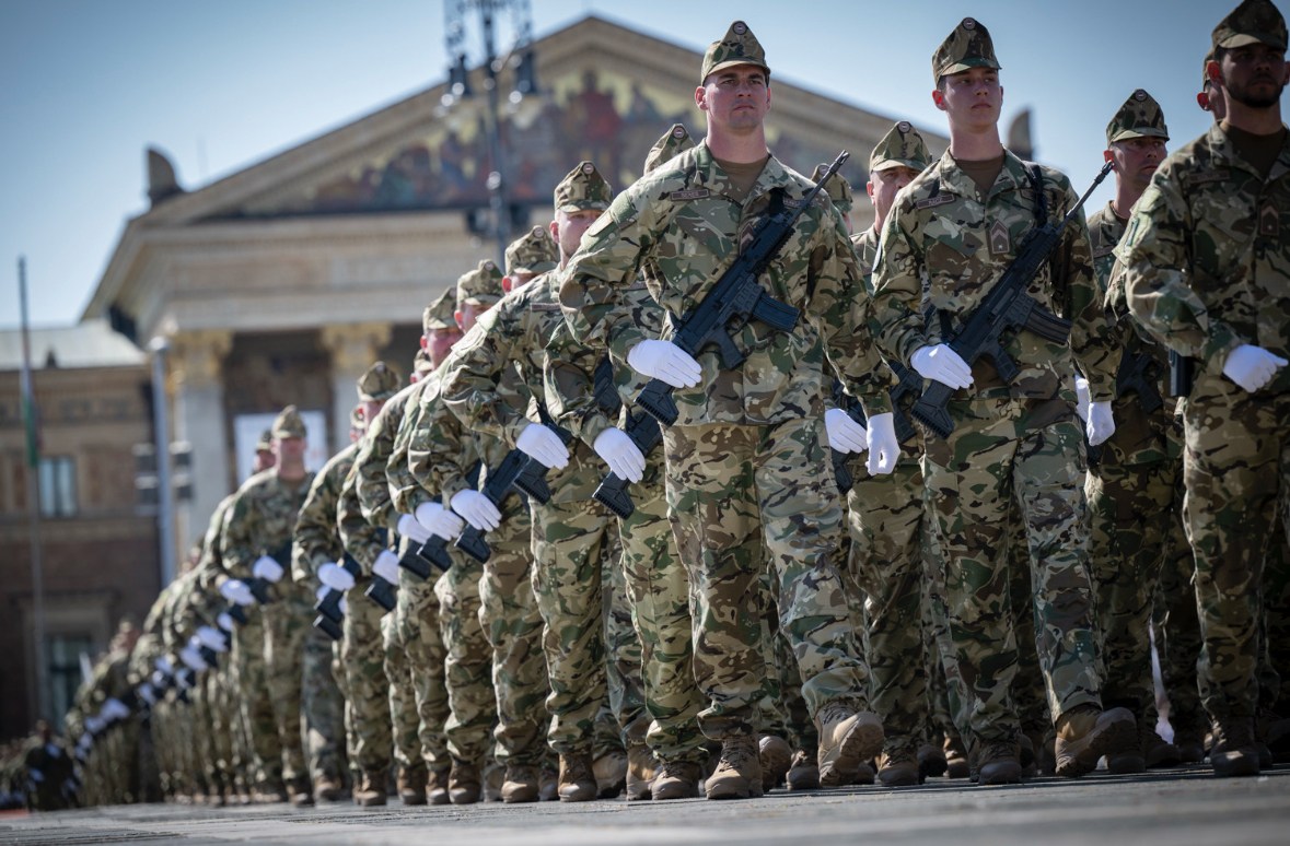 Magyar honvédség, magyar katonák