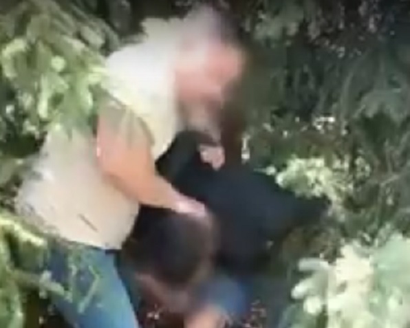 Egy fa alól rángatták ki a betörőket Debrecenben