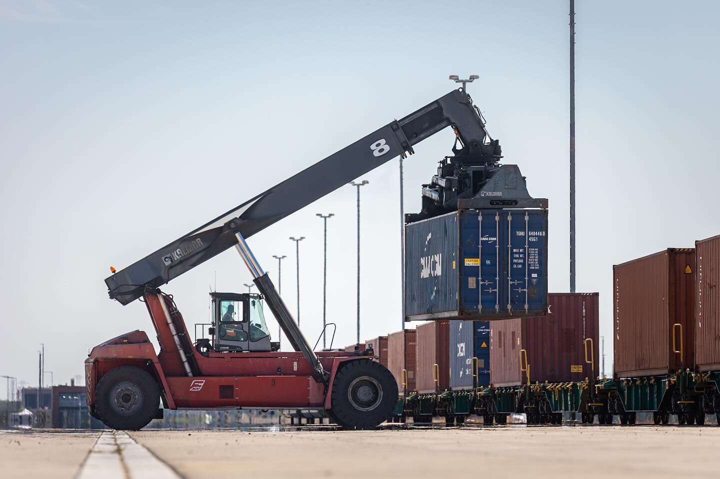 Átadták a Debrecen–Fatér állomást