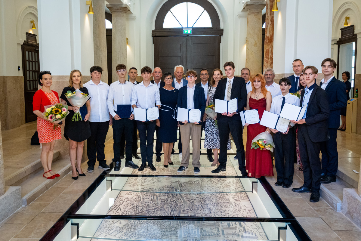 Tehetséges diákok Debrecenben