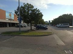 Interspar parkolás Debrecenben