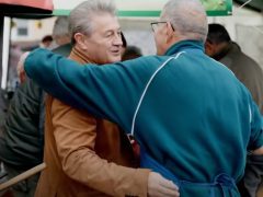 Tasó László Tégláson, a kolbásztöltő napon