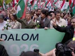 Elindult Magyar Péterék Nemzeti Menete