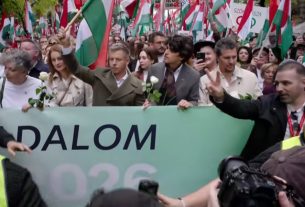 Elindult Magyar Péterék Nemzeti Menete