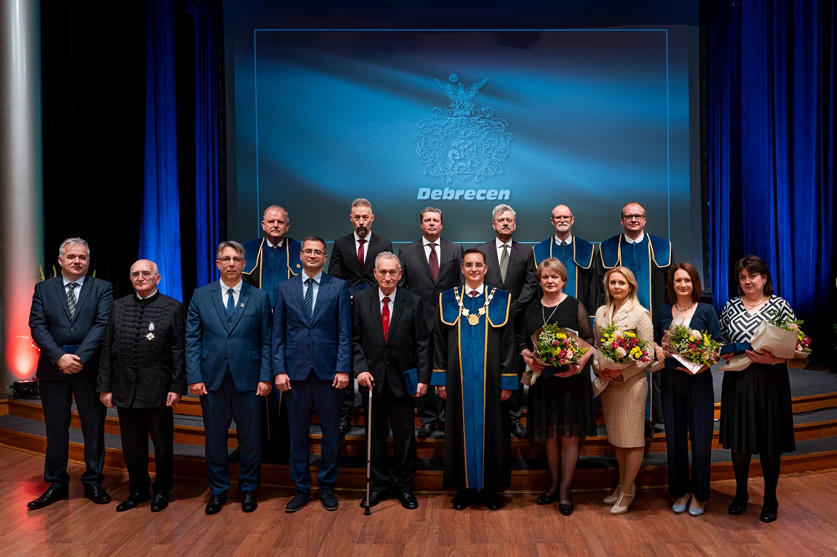 Debreceni díjazottak október 23-án