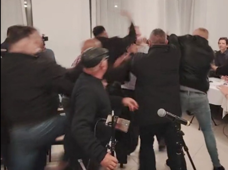 Verekedés lett a közmeghallgatásból Nagykállóban