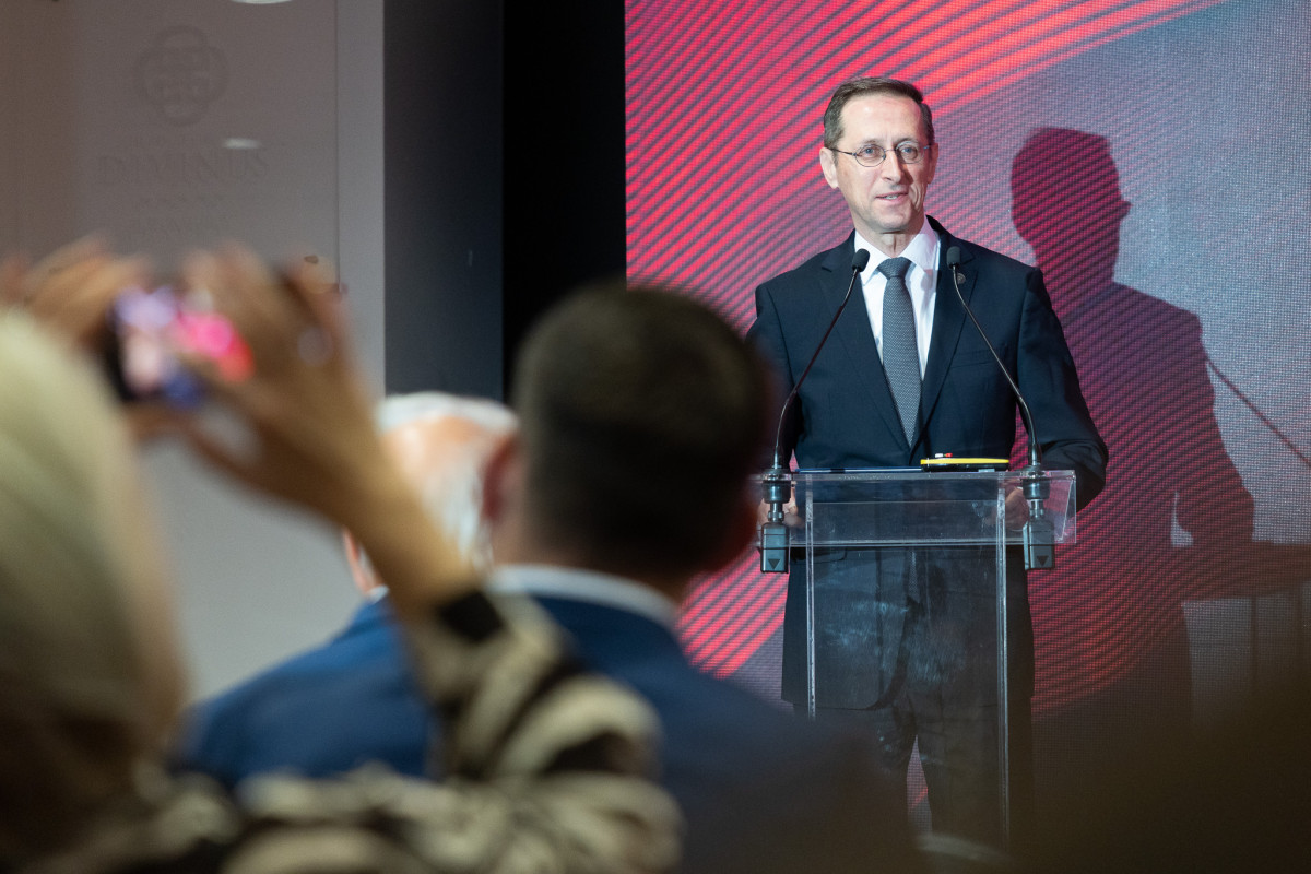 Varga Mihály Európa gazdaságát kritizálta Debrecenben