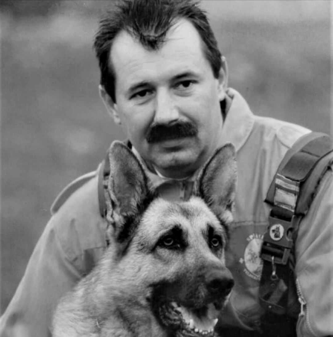 Meghalt Lehoczki-Spider László, Mancs egykori gazdája